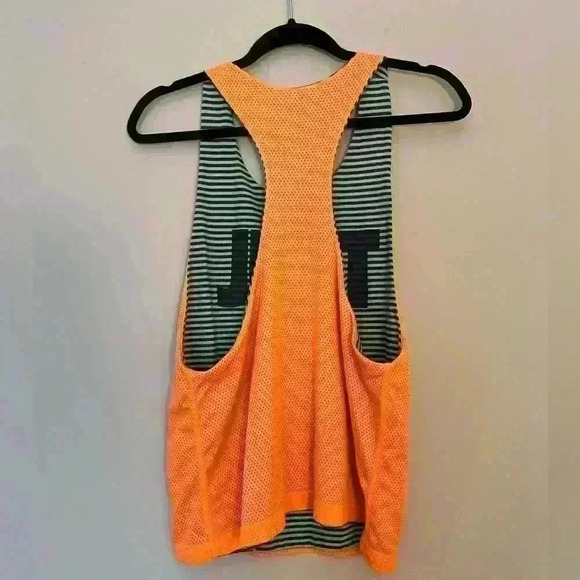 Nike Reversible “Just Do It” Tank - Picture 5 of 5